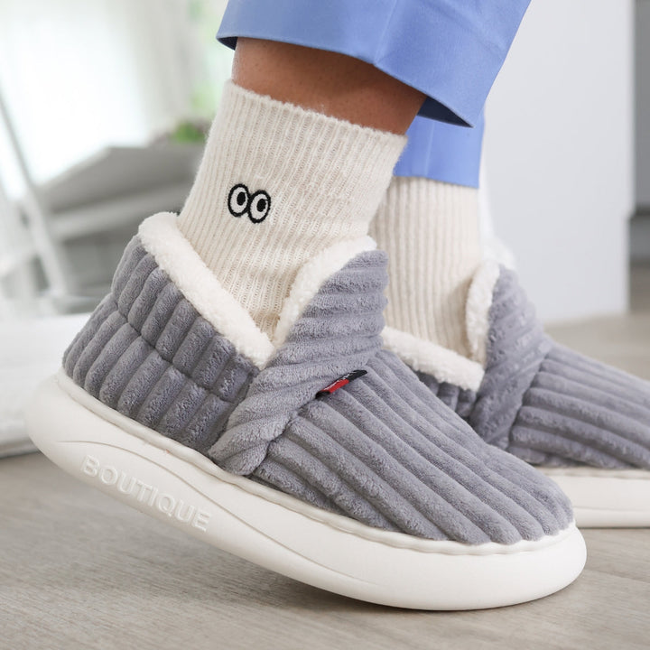 Maddie | Women Warm Indoor Slippers | Plush Comfort