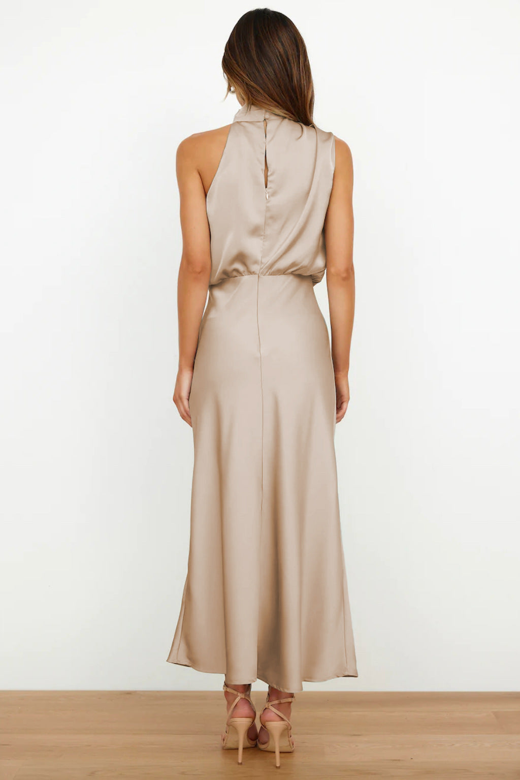 Kangana | Women’s Elegant Halter Neck Maxi Dress | Flattering Fit