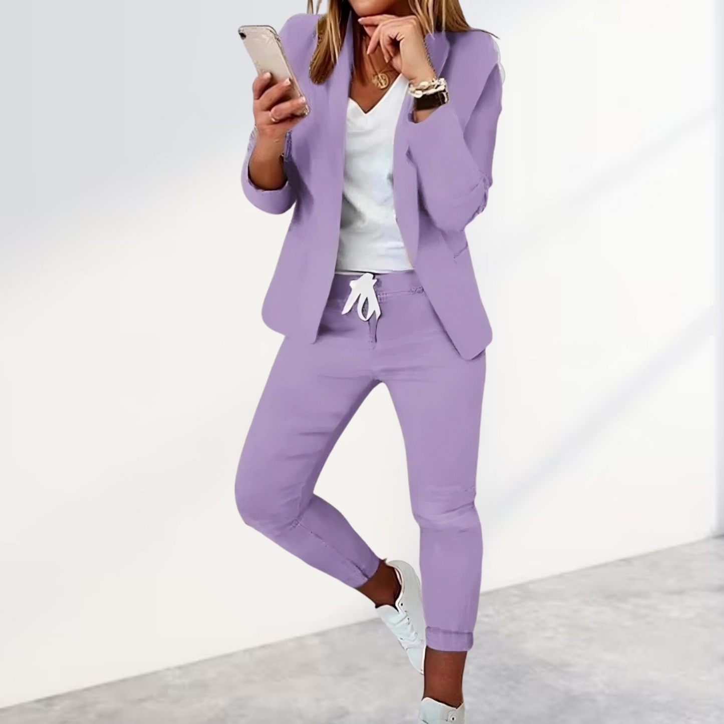 Women Pantsuit | Modern Casual Two-Piece Look