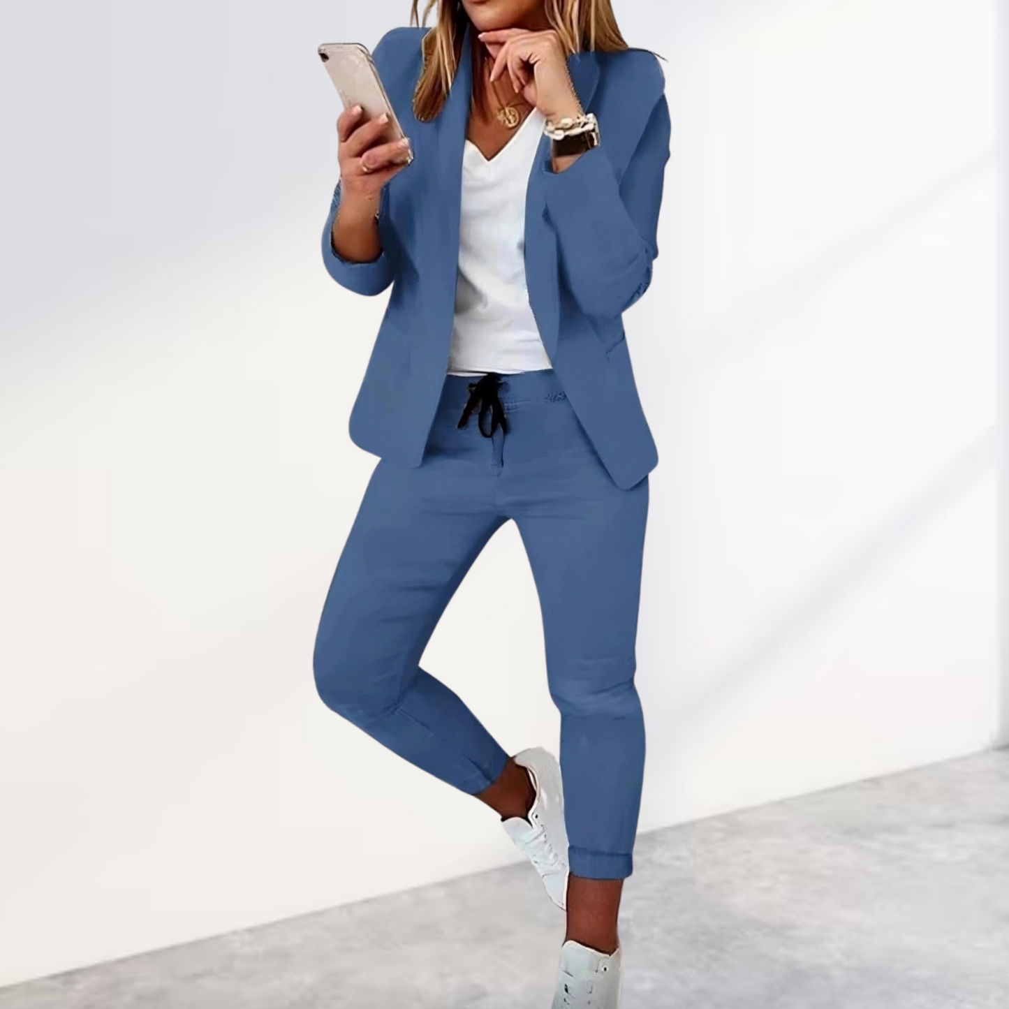 Women Pantsuit | Modern Casual Two-Piece Look