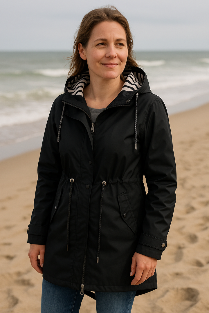 Anoek | Women's Waterproof Jacket | Adjustable Comfort