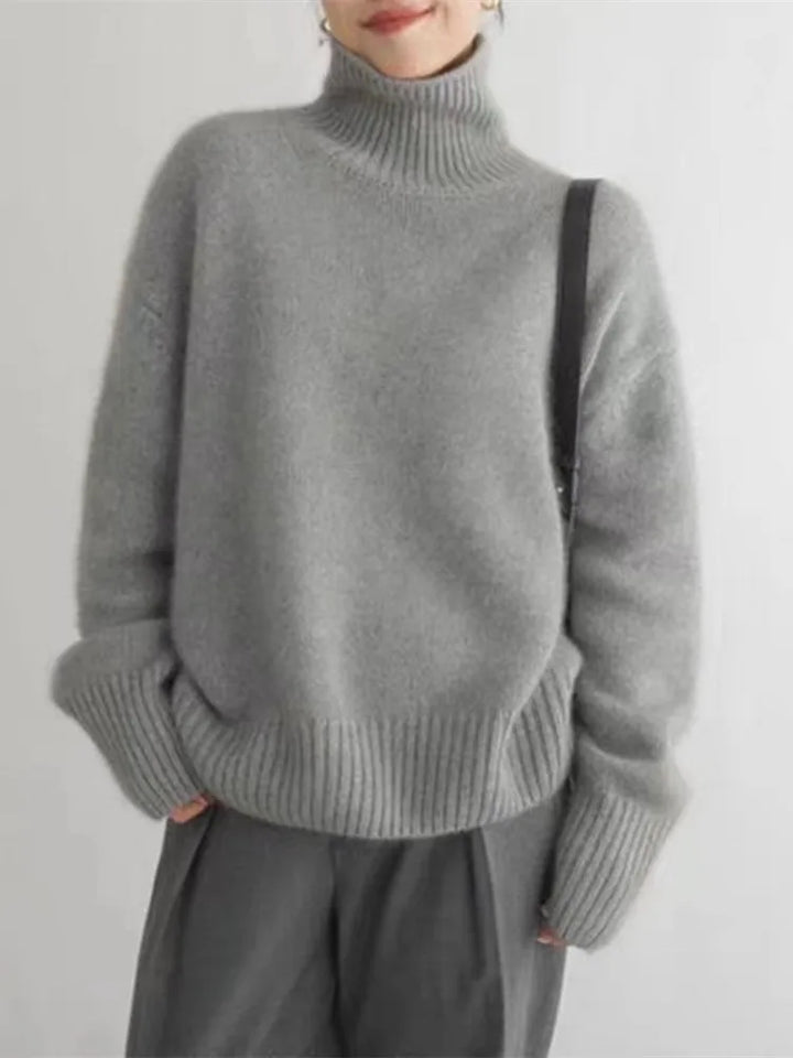 Alecia | Women's Luxurious Cashmere Roll Neck Jumper | Timeless Elegance