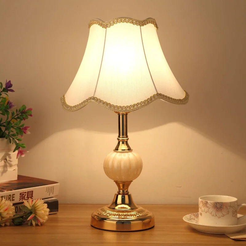 Vintage Lamp | Retro Flower Table Lamp-Table Lamp-Sasha Sydney