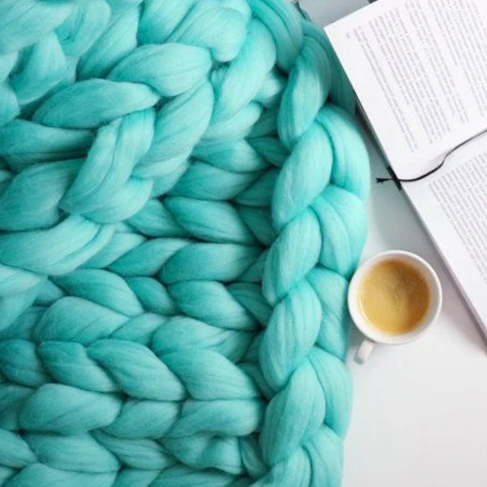 1000 grams XXL chunky knitting yarn - LuxaWool - Image 3
