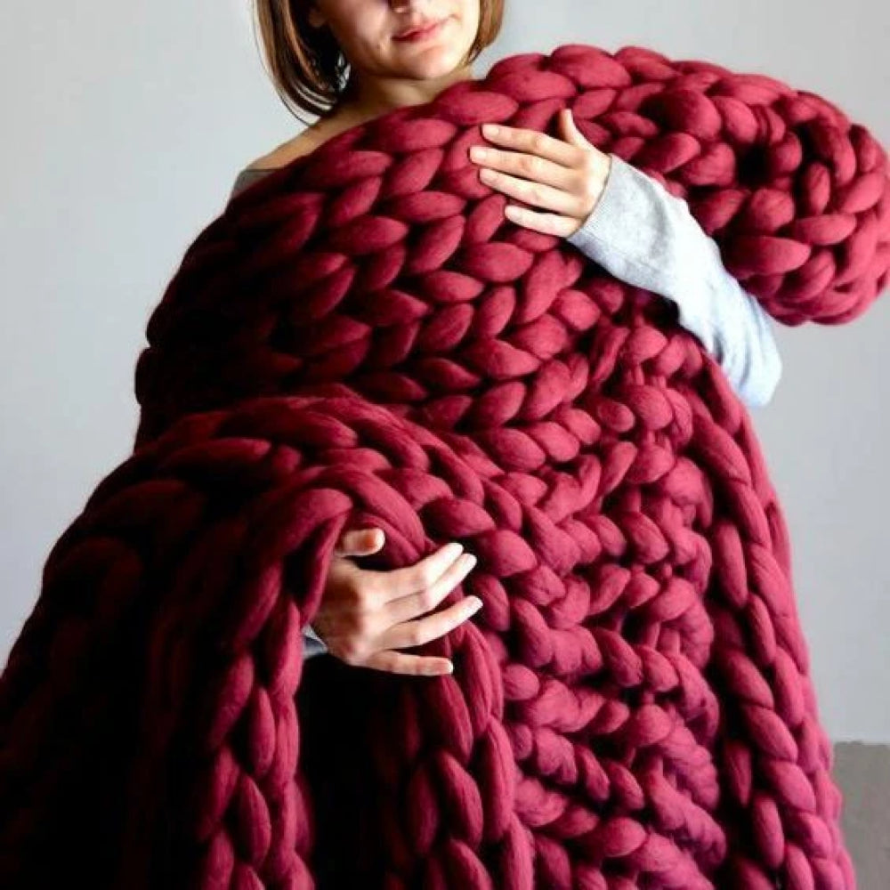 1000 grams XXL chunky knitting yarn - LuxaWool - Image 4