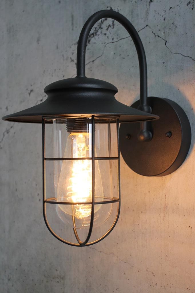 Strandhill Outdoor Light