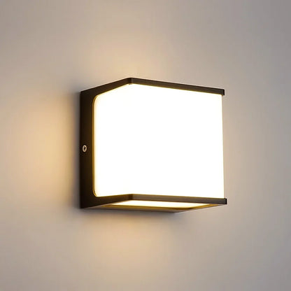 Modern Wall Light | LED · Sasha Sydney