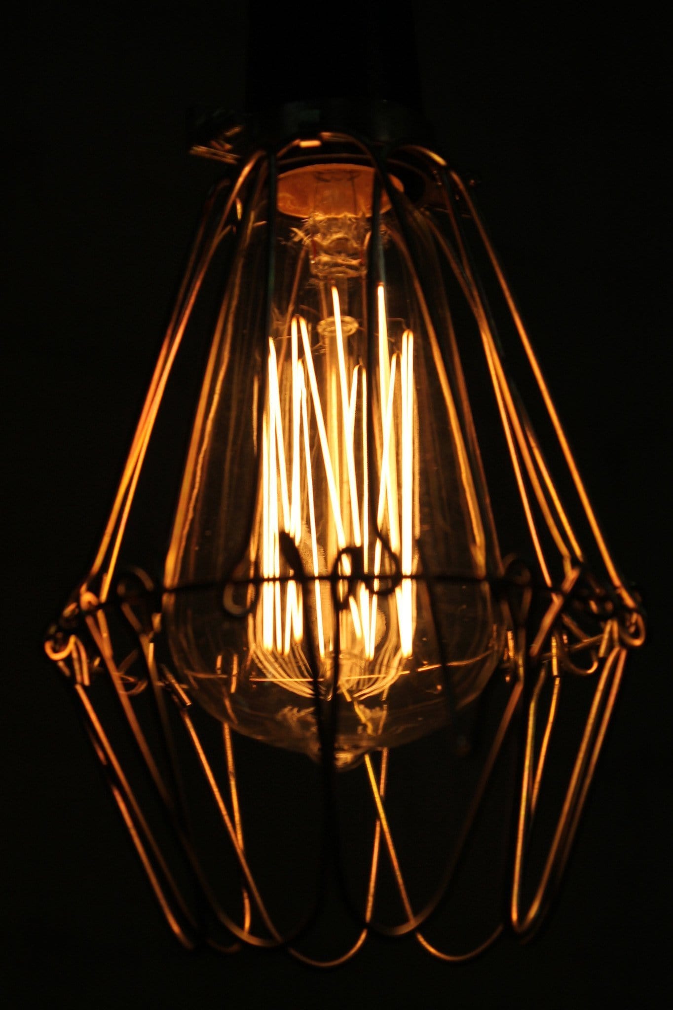 Edison B22 Squirrel Cage Filament ST64 Teardrop 25W 2200K Bulb - Image 2