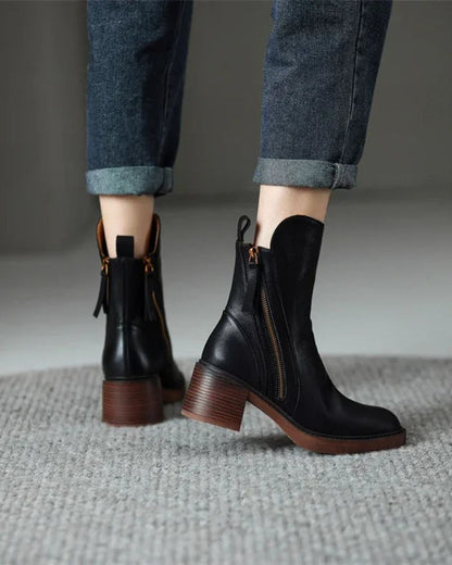 Corvianoir | Elegant Ankle Boots - Image 2