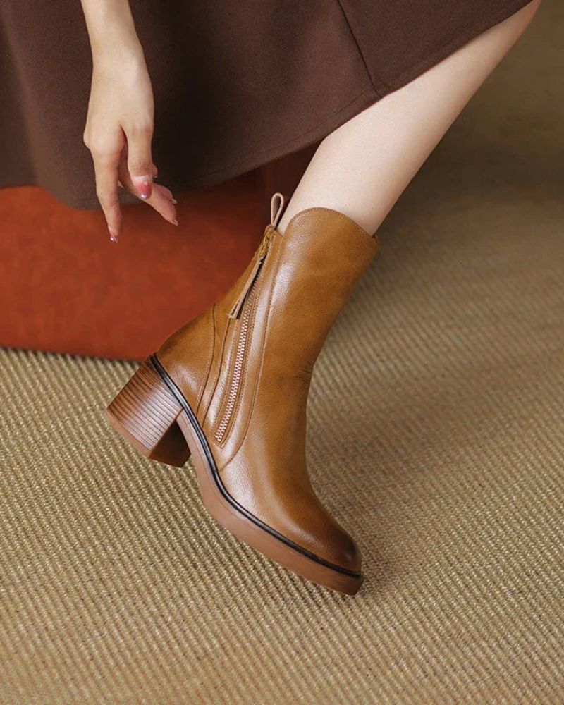 Corvianoir | Elegant Ankle Boots - Image 6