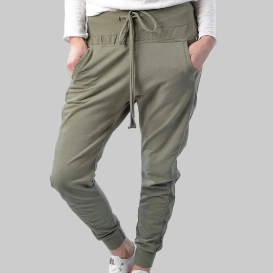 ULTIMATE JOGGERS -KHAKI