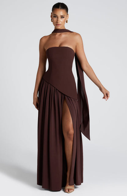 Strapless Maxi Dress in Lightweight Fabric for Summer Events and Casual Outings - Image 5