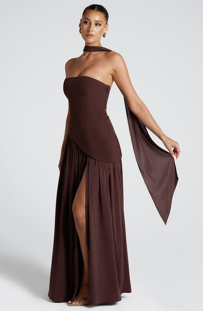 Strapless Maxi Dress in Lightweight Fabric for Summer Events and Casual Outings - Image 6