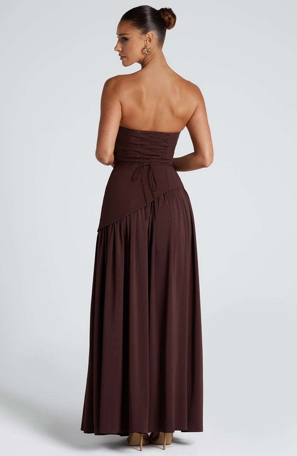 Strapless Maxi Dress in Lightweight Fabric for Summer Events and Casual Outings - Image 8