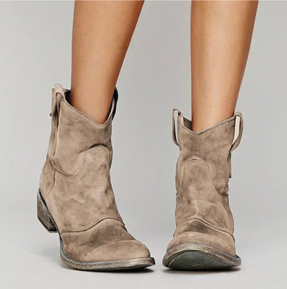 Roselle | Elegant suede western boots for a stylish look
